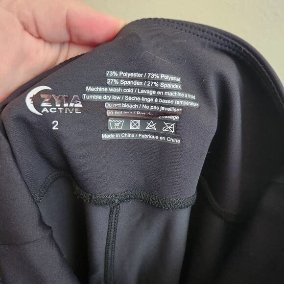 ⚡️FLASH SALE⚡️Zyia Active Black Workout Leggings Size 2 - Picture 11 of 11